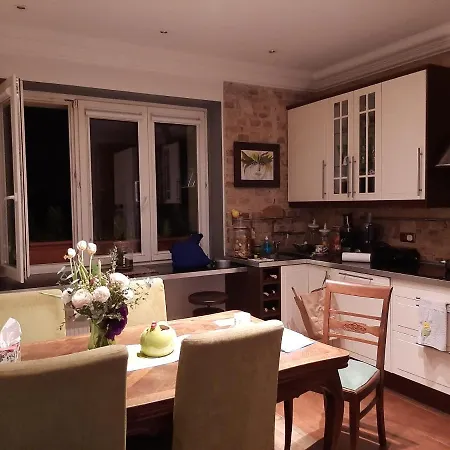 Apartament Mtp Kamienica Grottgera 85m2 아파트 포즈난