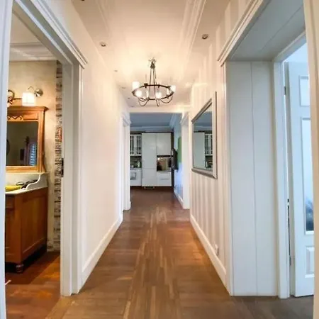 아파트 Apartament Mtp Kamienica Grottgera 85m2